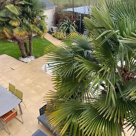 Comme Evidence 民宿 *