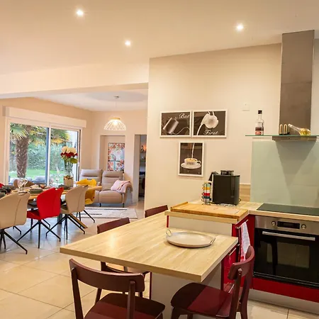 Comme Evidence 民宿 Ombree d'Anjou